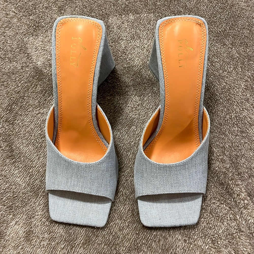 Triangle Heel Linen Mule Heels | size 10